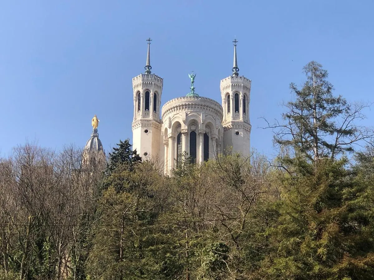 Coeur Vieux Lyon location